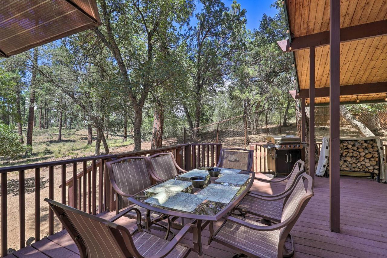 Rustic-Chic Prescott Cabin With Deck In Wooded Area! Bagian luar foto