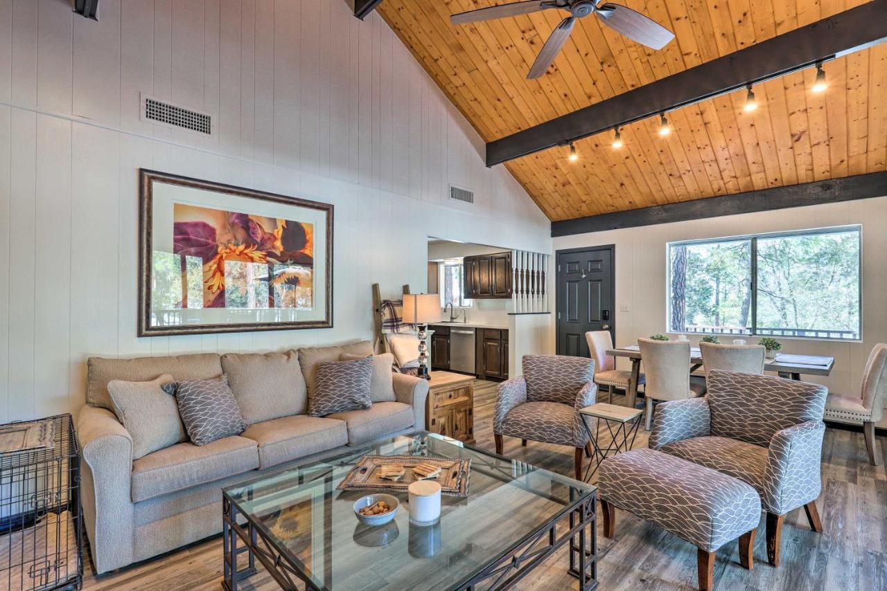 Rustic-Chic Prescott Cabin With Deck In Wooded Area! Bagian luar foto